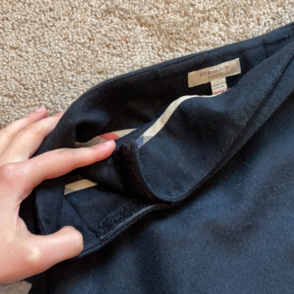 Burberry Black Pleated Skirt - Picture 6 of 7